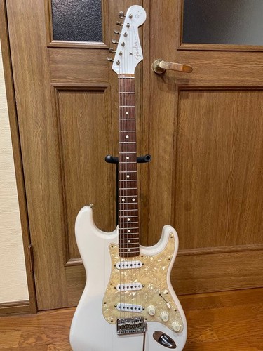 Fender japan stratocaster - japan,