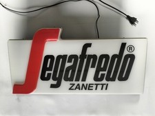Insegna luminosa Segafredo
