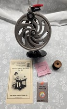 Macchina da cucire giocattolo