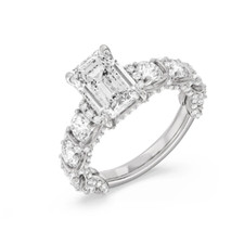 Anello con diamanti smeraldo