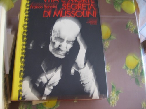 Vita morte segreta di - e,