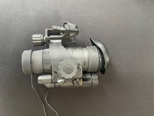 Visore notturno/monoculare PVS