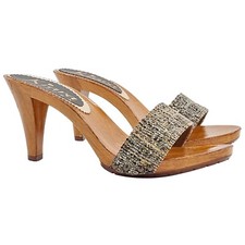 Zoccoli con fascia marrone in