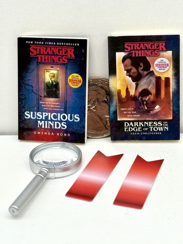 Stranger things set - stranger, libro