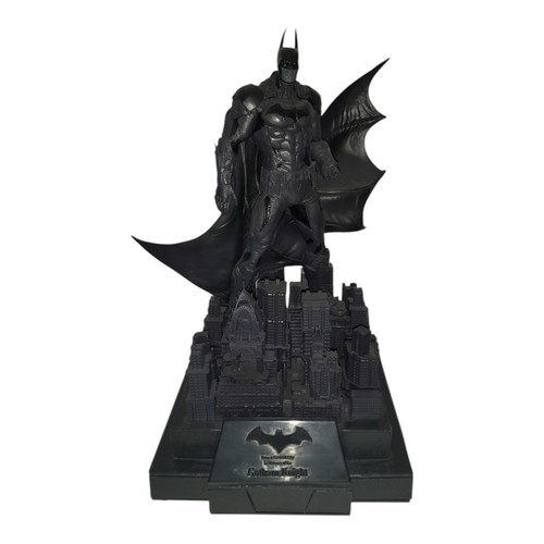 Batman arkham knight statue - batman,