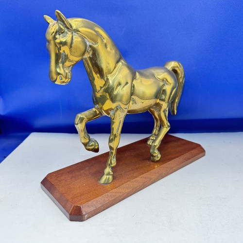Horse figurine ornament - figurine,