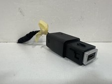 INTERFACCIA PRESA USB/INGRESSO AUX PEUGEOT 2008 Serie 98313506 (19) 1642901