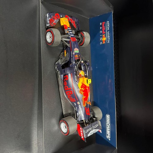 Minichamps red bull - racing, f1