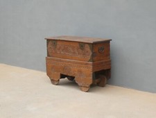 Cassapanca intagliata carro baule con ruote in legno esotico, '900 - L 110 cm!