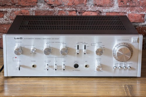 Amplificatore integrato d - amplificatore,