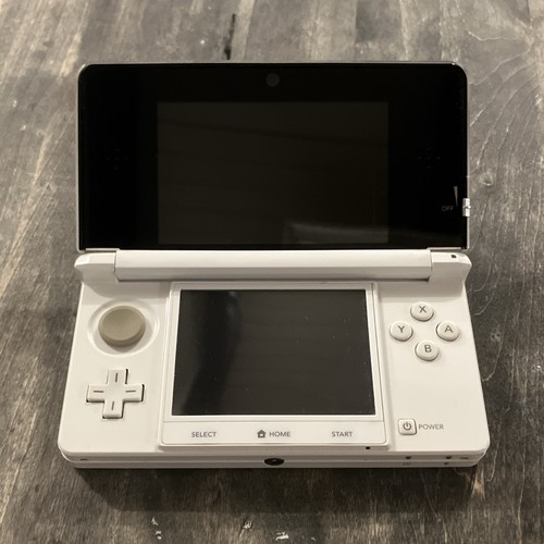 Nintendo 3ds console - nintendo,