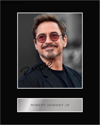 Digitally signed robert downey - digitally,
