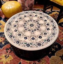 Tavolo rotondo intarsiato