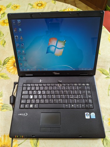 Fujitsu siemens amilo - fujitsu,