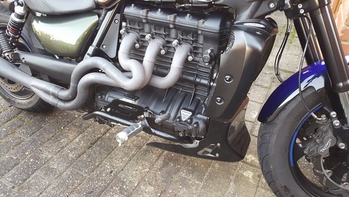Triumph rocket pan pancia - triumph,