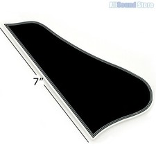 Battipenna Bound 7" Short