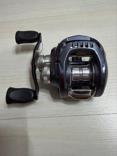 Mulinello baitcasting sinistro - baitcasting,