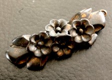 Grazioso Antico Nero Spilla