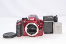 Nikon D3200 corpo rosso 231028