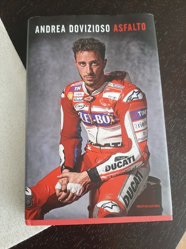 Asfalto dovizioso libro motogp - dovizioso,