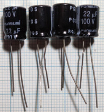 30x Condensatore elettrolitico