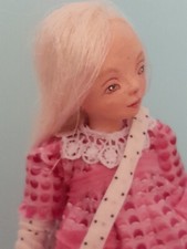 Bambola d'artista fatta a mano