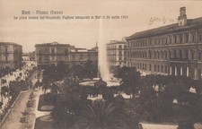 Bari  -  Piazza Ateneo  -  Fontana dell'acquedotto Pugliese  - Bella veduta