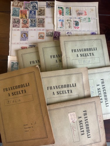 Lotto francobolli quantità