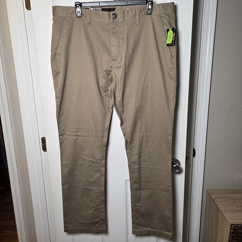 Pantalone chino dritto moderno