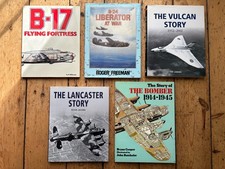 WW2 Bomber Aircraft Books B17