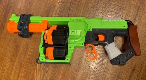 Nerf zombie strike doominator - nerf,