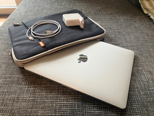 Macbook pro core - (2018),