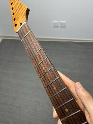Collo chitarra elettrica