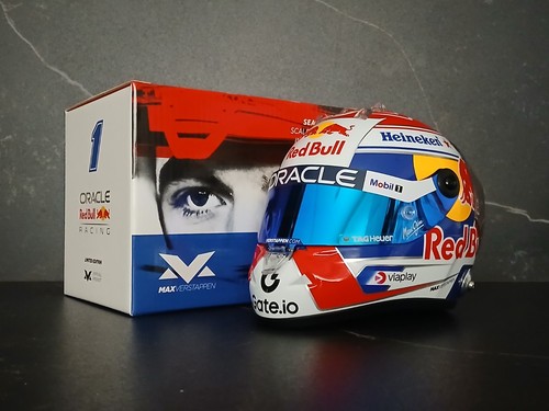 Max verstappen red bull - max,