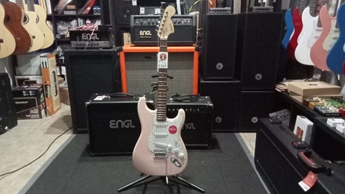 Squier stratocaster affinity - squier,