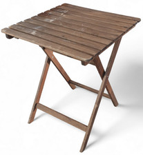 Bellissimo vecchio tavolo