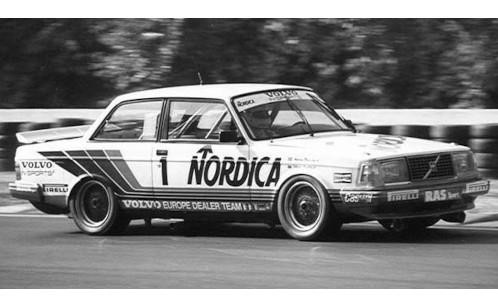 Ixo volvo 240 turbo n - 1:18, n.1