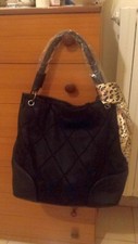 Borsa nera losanghe scamosciata a spalla
