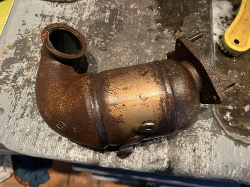 Catalyseur pour alfa - pour, 147