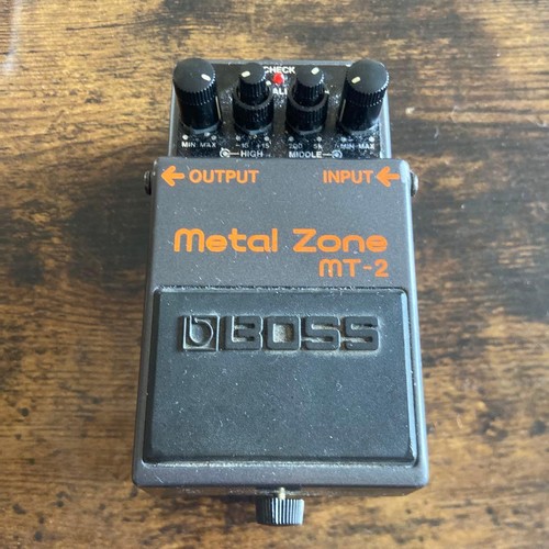 Boss metal zone - mt-2, a