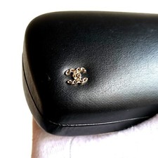 fodero occhiali da sole custodia CHANEL sunglasses case astuccio nero oro chain