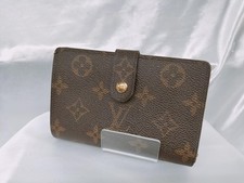 Louis Vuitton Monogram