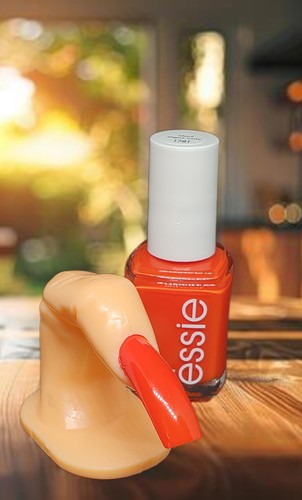 Essie solo segni di - *,