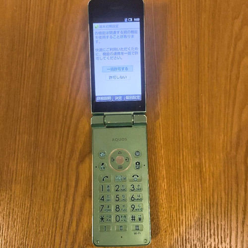 Sharp aquos keitai 806sh - aquos,