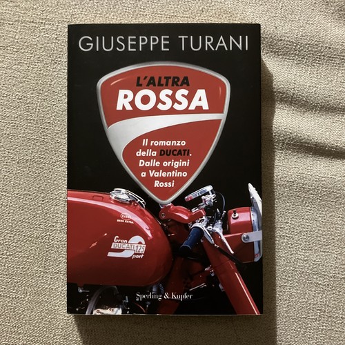 Libro altra rossa - rossa,
