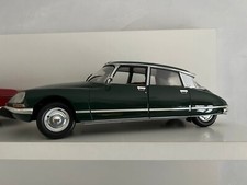 Citroen DS 1:18 Norev Verde