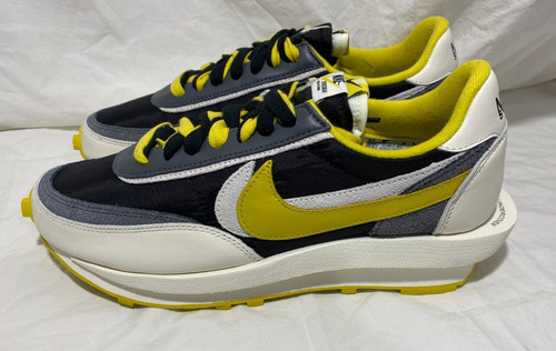 Nike waffle sacai x - waffle,