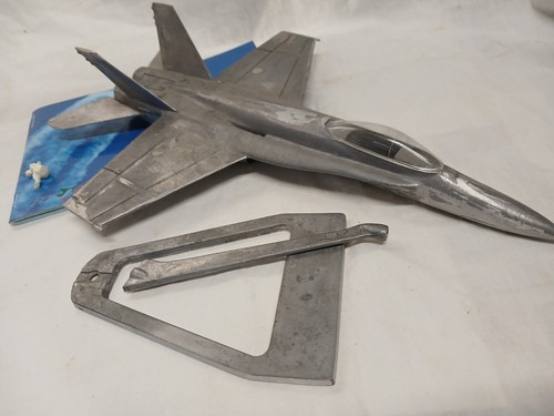 Fomaer metallo grezzo - f-18, in