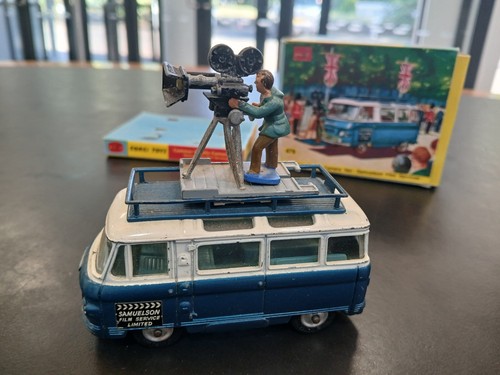 Corgi toys 479 commer mobile - commer,
