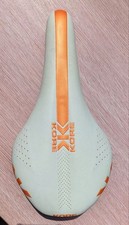 �y����i�ztern